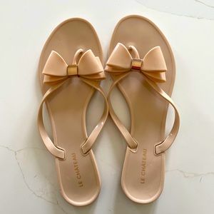 💋💋 2 FOR $10 💋💋 Le Chateau Jelly Sandals